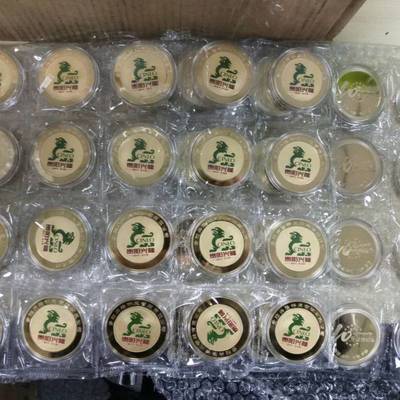 匠心定制，銘刻輝煌——山東專業(yè)金銀紀(jì)念幣與純金徽章定制服務(wù)，助力企業(yè)形象策劃